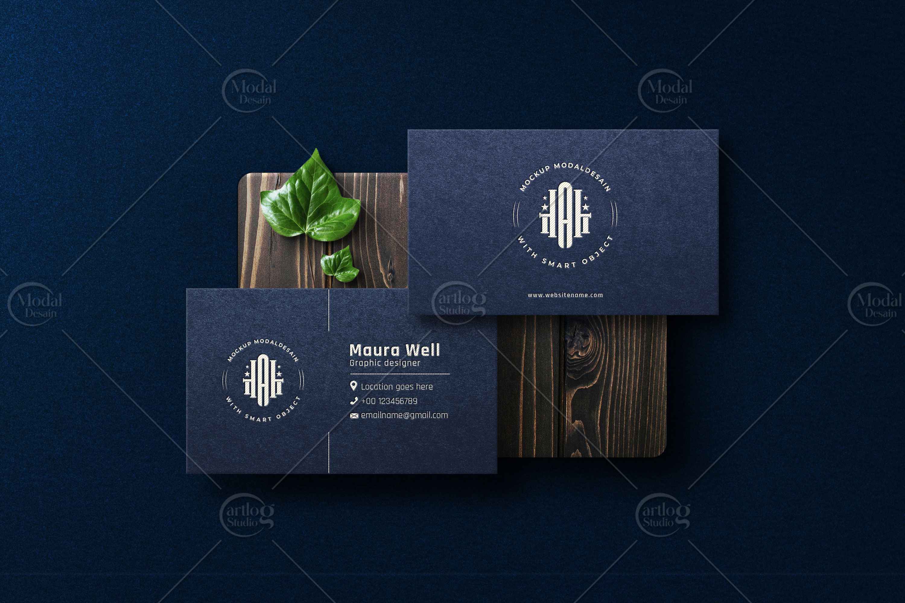 Realistic Mockup Business Card